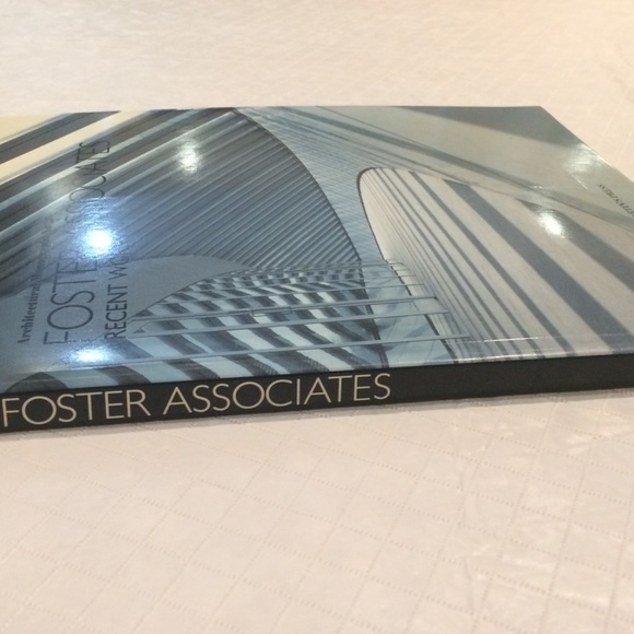 Foster Associates: Recent Works (Architectural Monographs, No 20) Paperback book - Picture 14 of 16